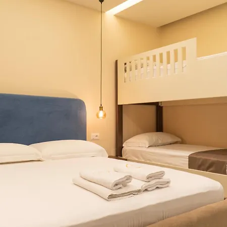 Oyster Seaview Sarandë