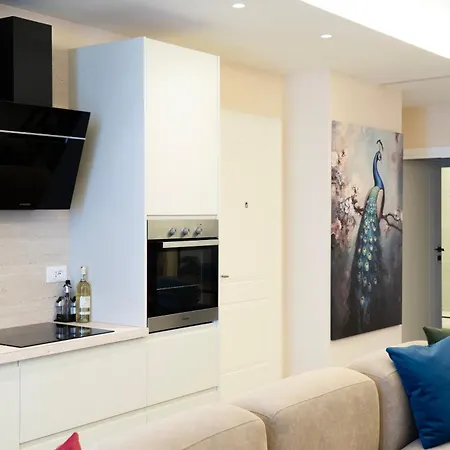 Oyster Seaview * Sarande