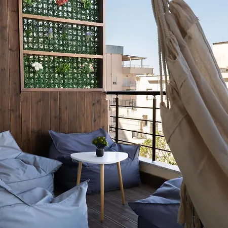 Oyster Seaview Sarandë